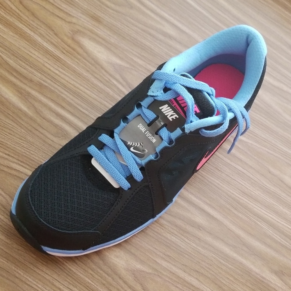 Nike Women's Dual Fusion Running Shoes - Picture 4 of 8